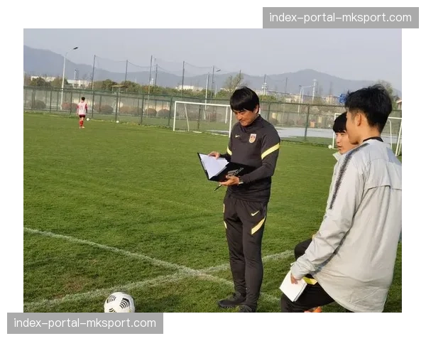 专访体能教练:现代法甲赛程下,如何保证球员在比赛末段仍有高强度转换能力 专访体能教练:现代法甲赛程下,如何保证球员在比赛末段仍有高强度转换能力