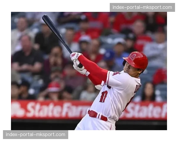 卡洛斯·科雷亚重返休士顿太空人，同意担任三垒手